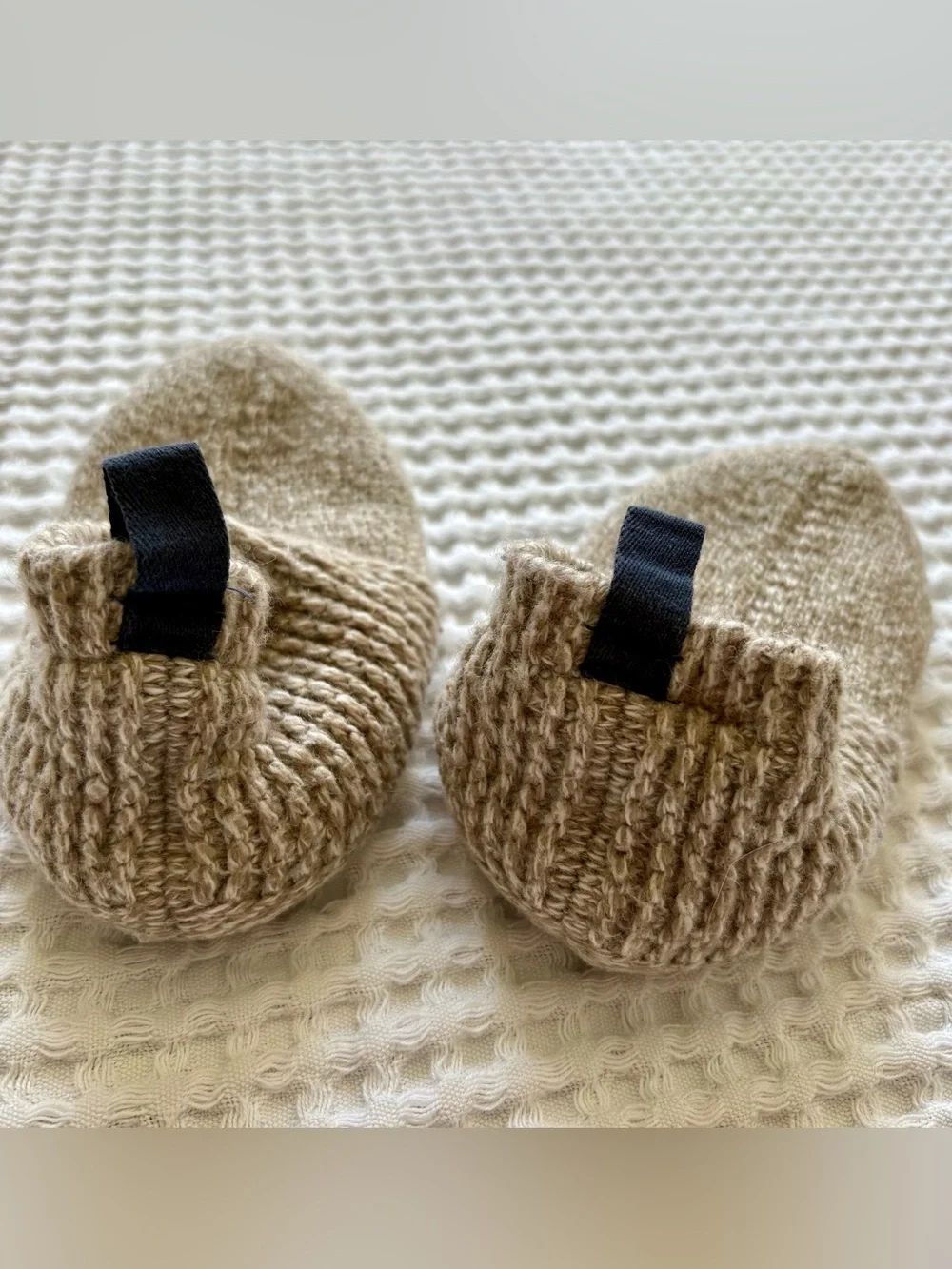 Bombas Gripper Slipper Kids Toddler Taupe Knit Non-Slip Size T5-7 Bag Included